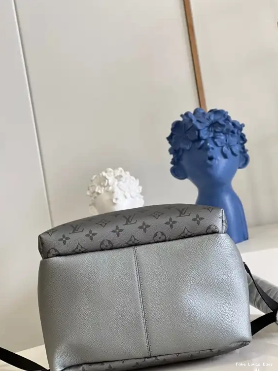 Repladies DISCOVERY PM BACKPACK VUITTON LOUIS 0707